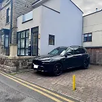 Daire 2-bed With Balcony & Parking Harrogate