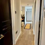 2-bed With Balcony & Parking Daire *