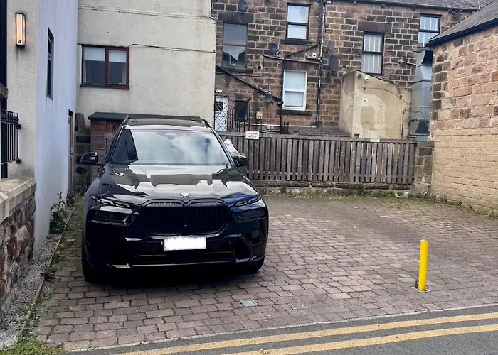 2-bed With Balcony & Parking Apartment